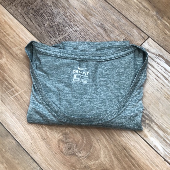 Nike Dri-Fit Top - Picture 3 of 3